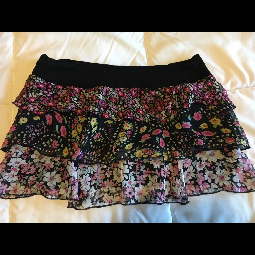 Wet seal mini skirt